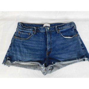 Abercrombie & Fitch High Rise THE MOM Dark Jean Shorts size 16 33W Distressed